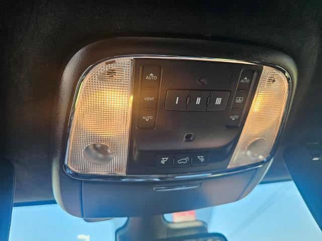 2020 Jeep Grand Cherokee Summit