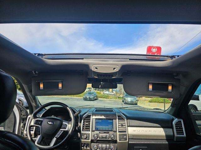 2017 Ford Super Duty F-250 SRW Lariat