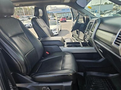 2017 Ford Super Duty F-250 SRW Lariat