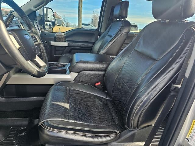 2017 Ford Super Duty F-250 SRW Lariat