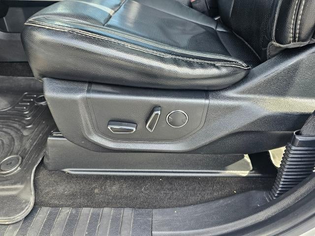 2017 Ford Super Duty F-250 SRW Lariat