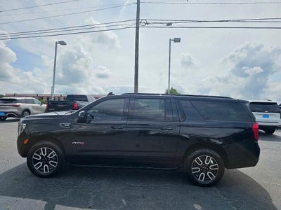 2023 GMC Yukon XL AT4