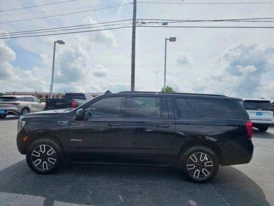 2023 GMC Yukon XL AT4