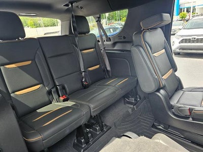 2023 GMC Yukon XL AT4