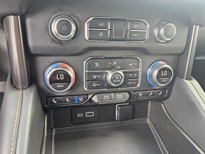 2023 GMC Yukon XL AT4