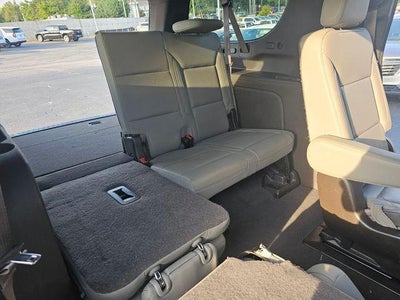 2022 Chevrolet Suburban LT