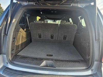 2022 Chevrolet Suburban LT