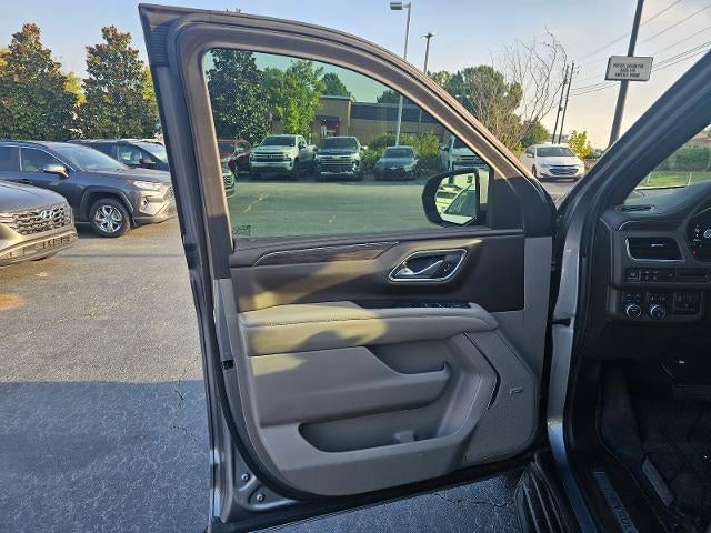 2022 Chevrolet Suburban LT