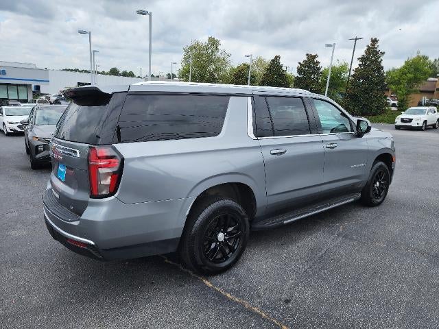2023 Chevrolet Suburban LT