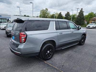 2023 Chevrolet Suburban LT