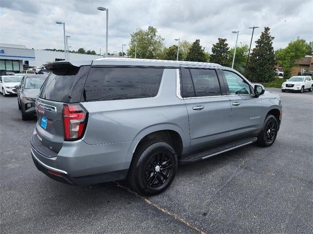 2023 Chevrolet Suburban LT