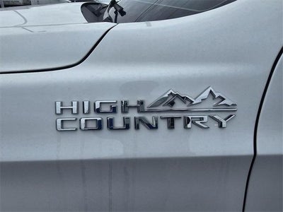 2022 Chevrolet Suburban High Country