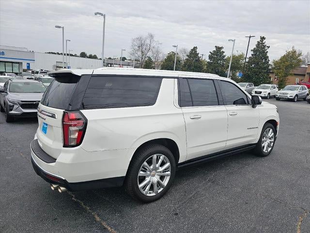 2022 Chevrolet Suburban High Country