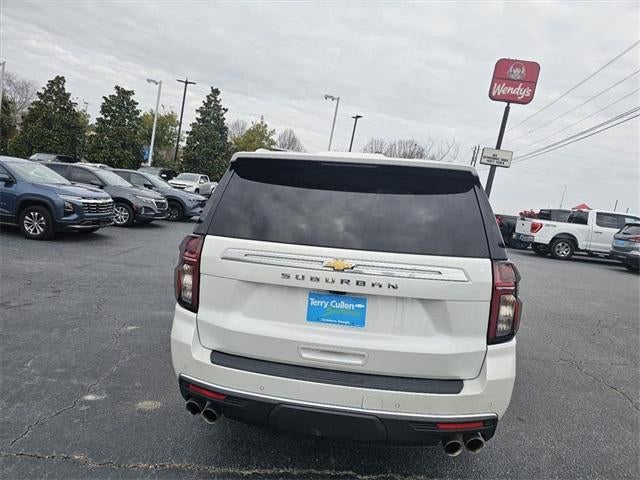 2022 Chevrolet Suburban High Country