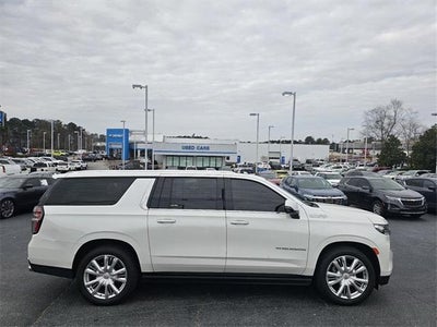 2022 Chevrolet Suburban High Country