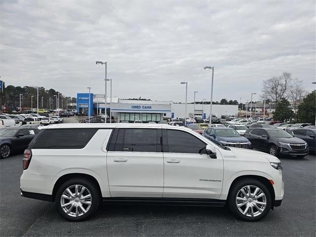 2022 Chevrolet Suburban High Country