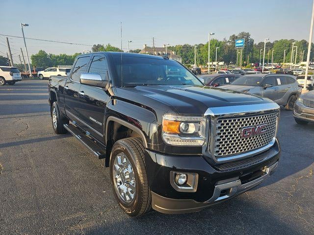 2015 GMC Sierra 4WD Crew Cab Short Box's photo