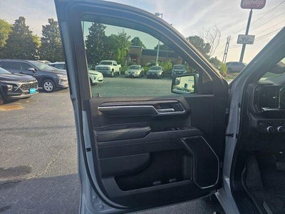 2024 GMC Sierra 1500 SLE