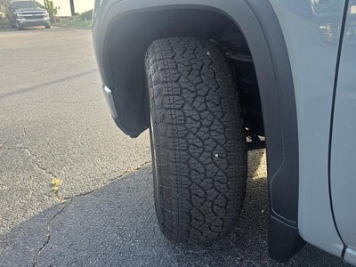 2024 GMC Sierra 1500 SLE