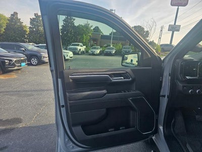 2024 GMC Sierra 1500 SLE