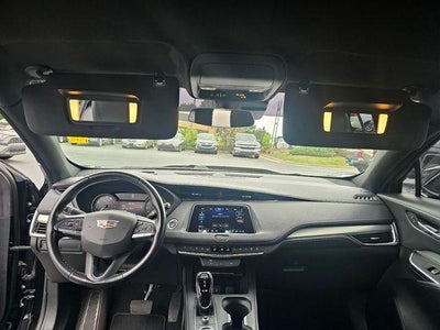 2023 Cadillac XT4 Premium Luxury