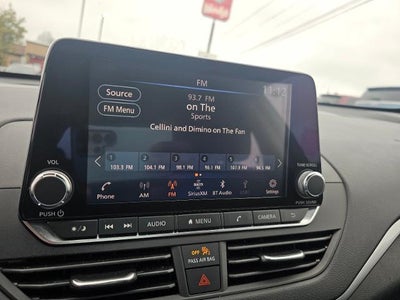 2022 Nissan Altima 2.5 SV