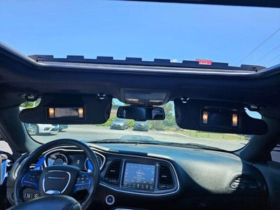 2016 Dodge Challenger 392 Hemi Scat Pack Shaker