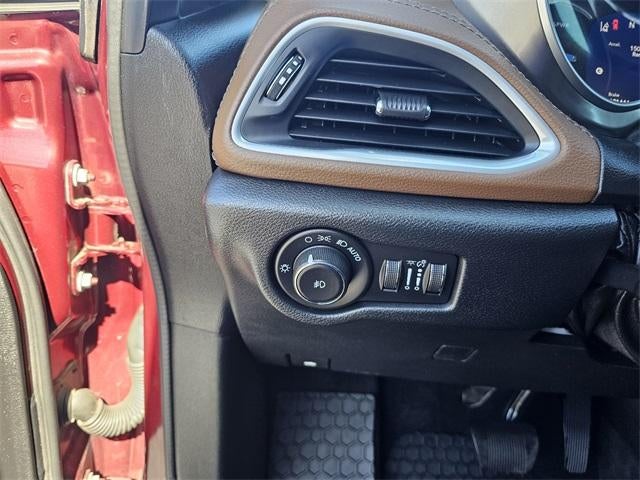 2018 Chrysler Pacifica Hybrid Limited