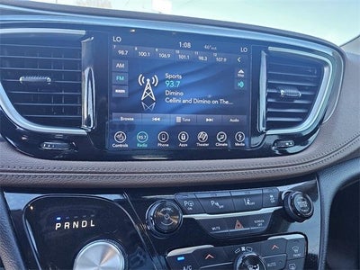 2018 Chrysler Pacifica Hybrid Limited