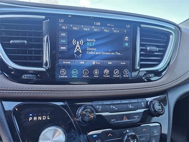 2018 Chrysler Pacifica Hybrid Limited