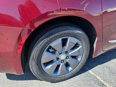 2018 Chrysler Pacifica Hybrid Limited