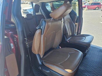 2018 Chrysler Pacifica Hybrid Limited