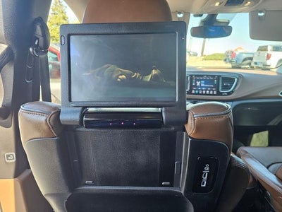 2018 Chrysler Pacifica Hybrid Limited