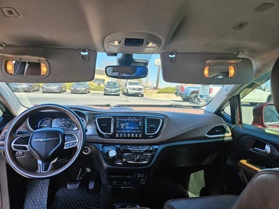 2018 Chrysler Pacifica Hybrid Limited