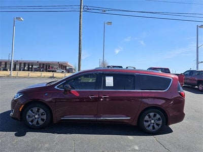 2018 Chrysler Pacifica Hybrid Limited