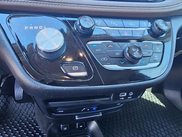 2018 Chrysler Pacifica Hybrid Limited