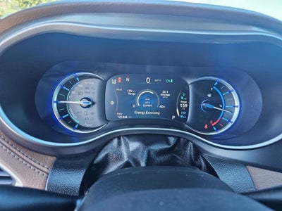 2018 Chrysler Pacifica Hybrid Limited