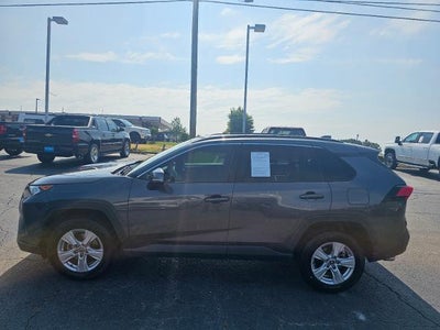 2020 Toyota RAV4 XLE