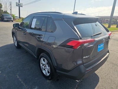2020 Toyota RAV4 XLE