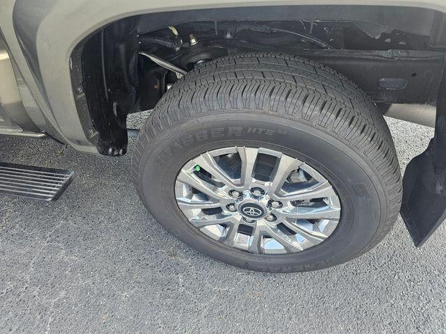 2025 Toyota Tacoma 4WD SR