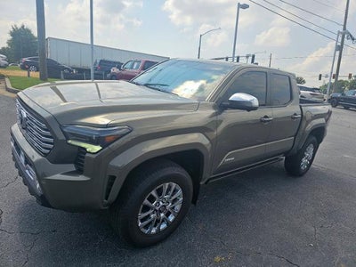2025 Toyota Tacoma 4WD SR