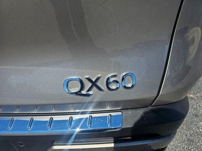 2023 INFINITI QX60 LUXE