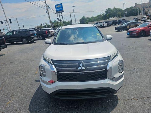 2025 Mitsubishi Outlander ES