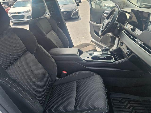 2025 Mitsubishi Outlander ES