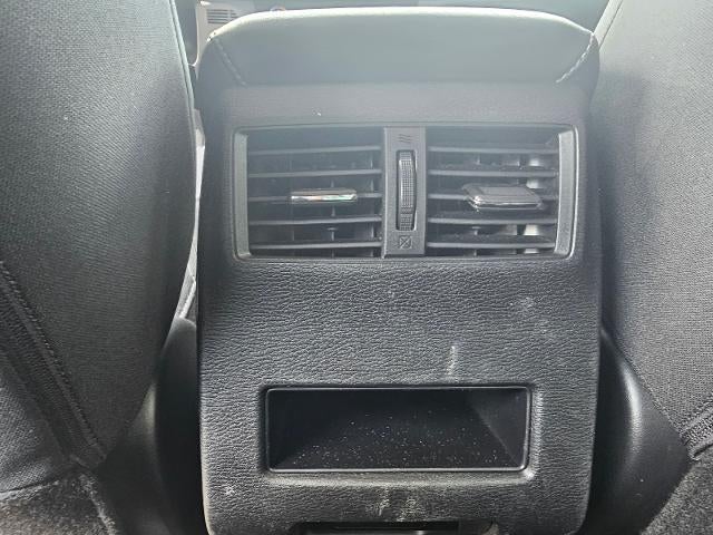 2025 Mitsubishi Outlander ES