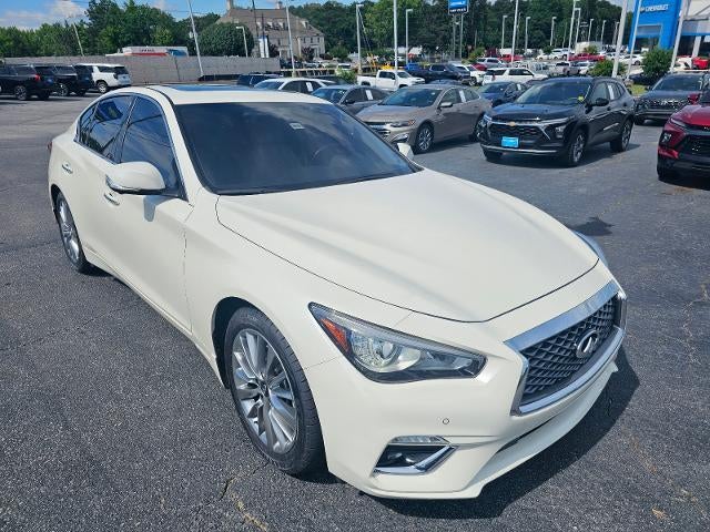 2023 INFINITI Q50 LUXE