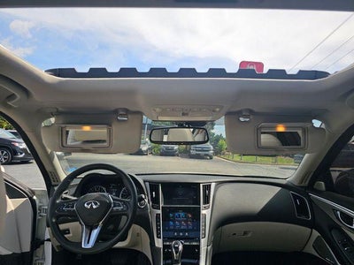 2023 INFINITI Q50 LUXE