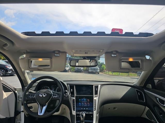 2023 INFINITI Q50 LUXE