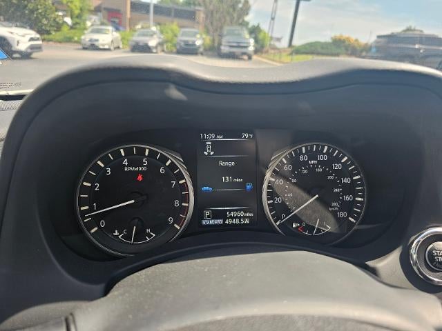 2023 INFINITI Q50 LUXE