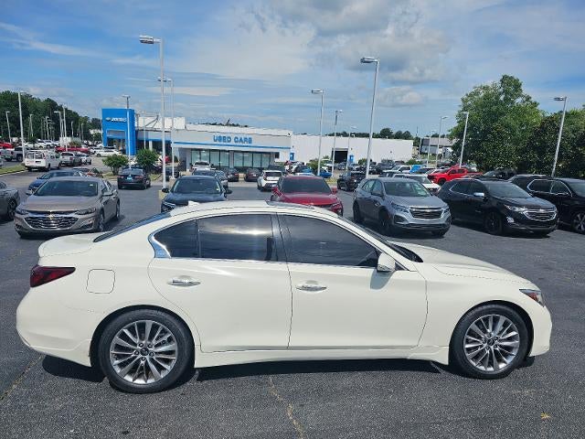 2023 INFINITI Q50 LUXE